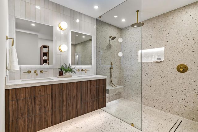 1597 E Sierra Way, Palm Springs, CA 92264