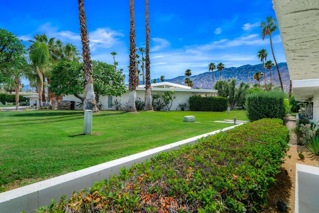 1597 E Sierra Way, Palm Springs, CA 92264