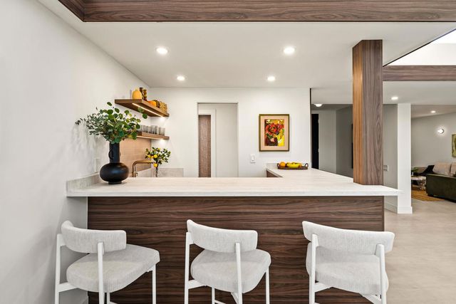 1597 E Sierra Way, Palm Springs, CA 92264