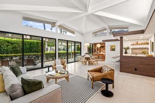 1597 E Sierra Way, Palm Springs, CA 92264