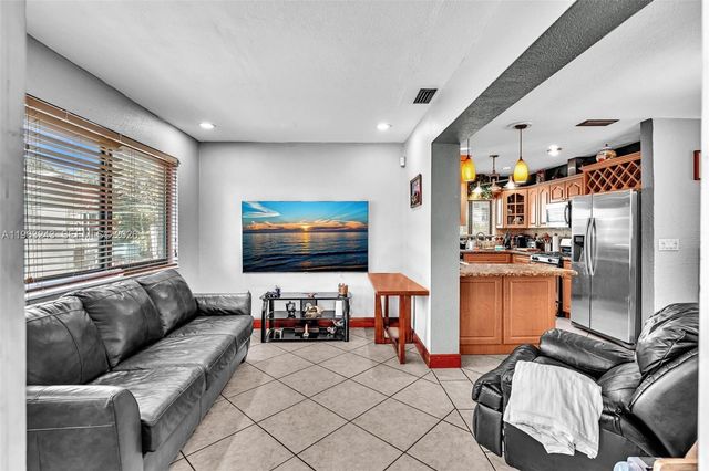 14902 SW 297th Ter, Homestead, FL 33033