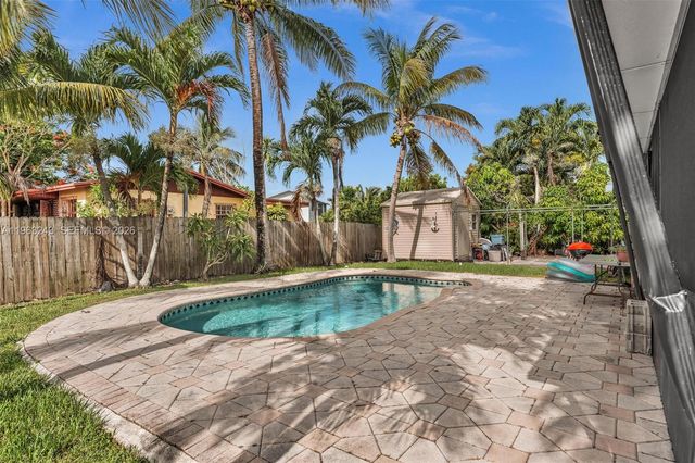 14902 SW 297th Ter, Homestead, FL 33033