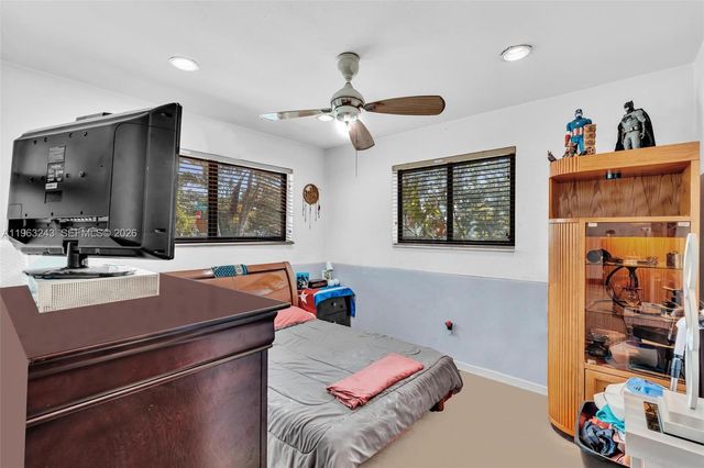 14902 SW 297th Ter, Homestead, FL 33033