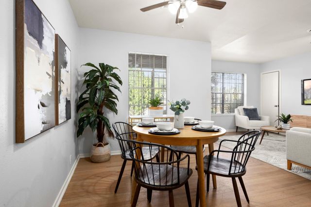 4326 Akard Street, Houston, TX 77047