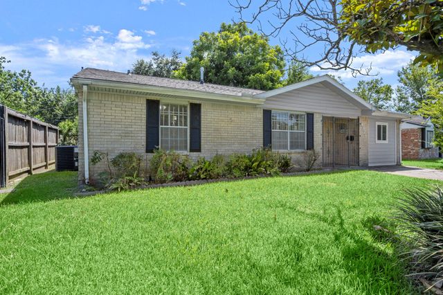 4326 Akard Street, Houston, TX 77047