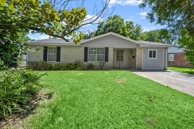 4326 Akard Street, Houston, TX 77047