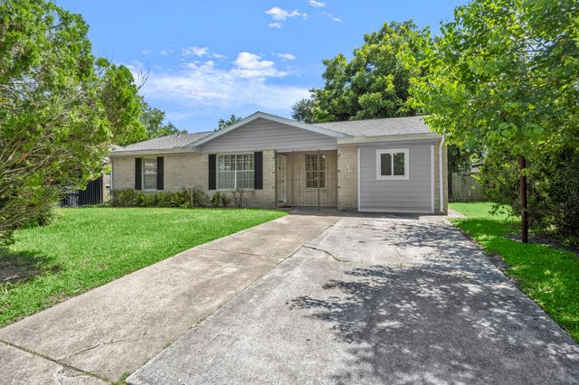 4326 Akard Street, Houston, TX 77047