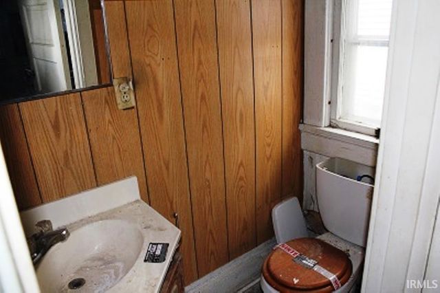 916 W 6Th Street, Marion, IN 46953