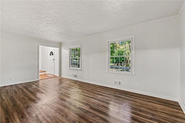 201 Hunting Creek Drive, Marietta, GA 30068