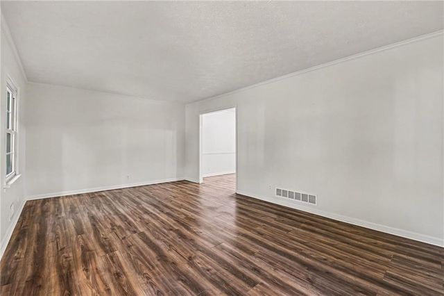201 Hunting Creek Drive, Marietta, GA 30068
