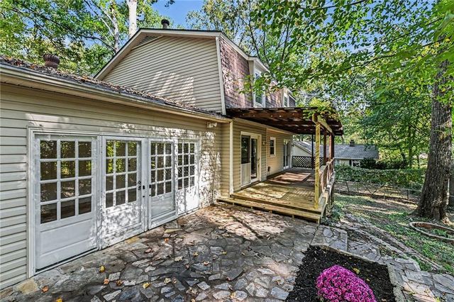 201 Hunting Creek Drive, Marietta, GA 30068