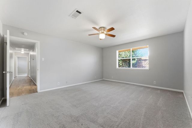 18 Panorama Drive, Conroe, TX 77304