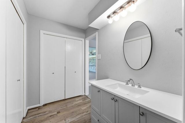 18 Panorama Drive, Conroe, TX 77304