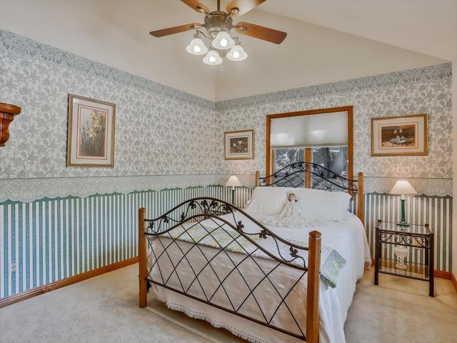 124 Mountain Oak Ct, Folsom, CA 95630