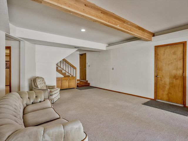 124 Mountain Oak Ct, Folsom, CA 95630