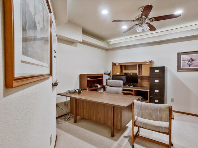 124 Mountain Oak Ct, Folsom, CA 95630