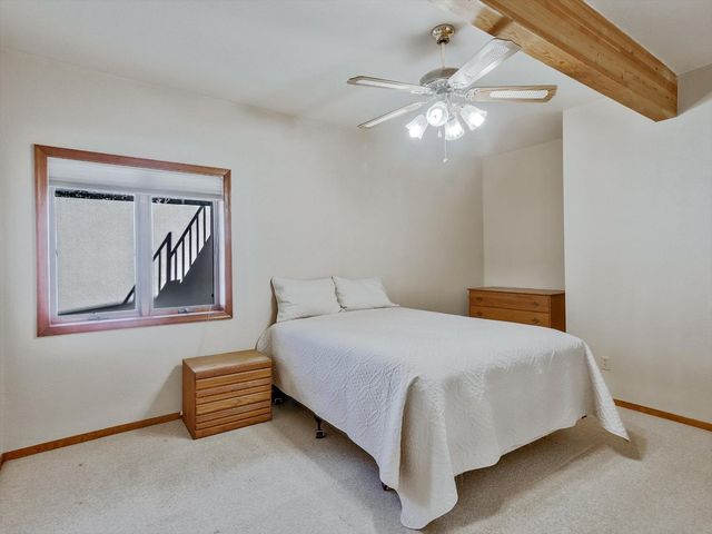 124 Mountain Oak Ct, Folsom, CA 95630