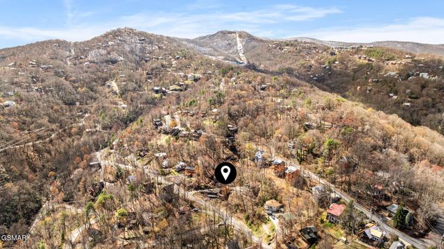 1508 Zurich Road, Gatlinburg, TN 37738