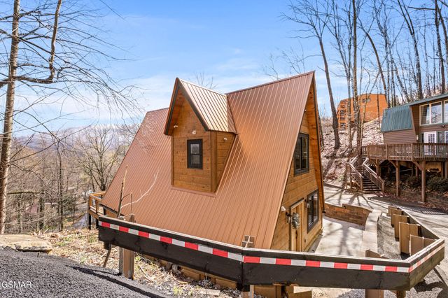 1508 Zurich Road, Gatlinburg, TN 37738