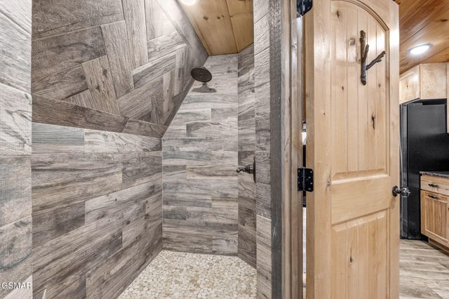 1508 Zurich Road, Gatlinburg, TN 37738