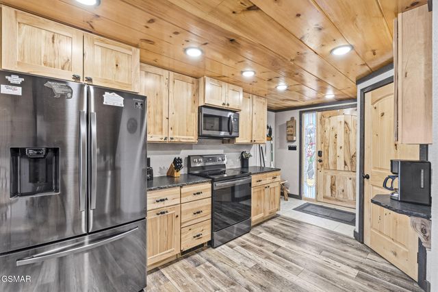 1508 Zurich Road, Gatlinburg, TN 37738