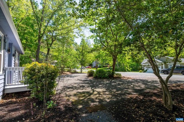 1 TARA CT, Palmyra, VA 22963