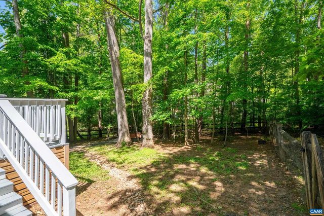 1 TARA CT, Palmyra, VA 22963