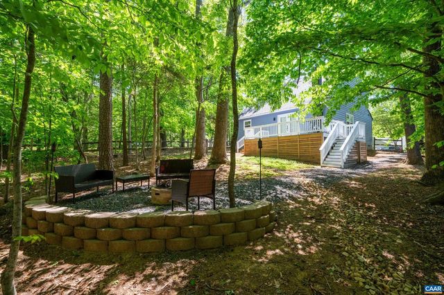 1 TARA CT, Palmyra, VA 22963