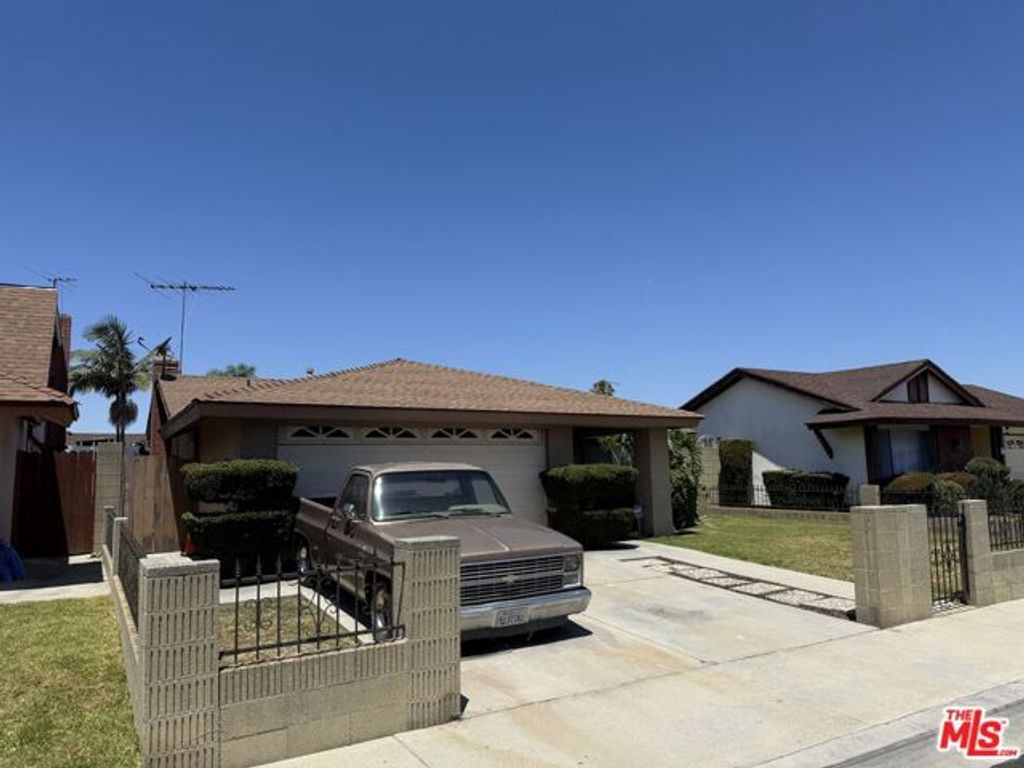 20203 Tillman Avenue, Carson, CA 90746