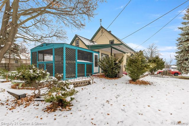 11531 Grant Street, Riverview, MI 48193