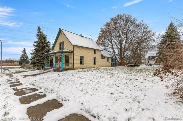 11531 Grant Street, Riverview, MI 48193