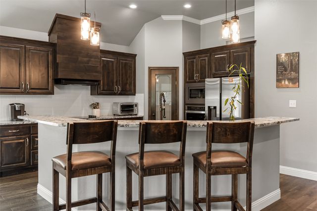 4905 Frio Drive, Granbury, TX 76048