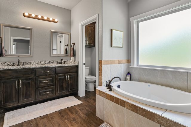 4905 Frio Drive, Granbury, TX 76048