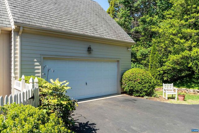 1126 MARION DR, Charlottesville, VA 22903