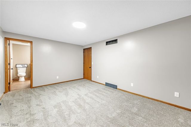 3845 Oakridge Drive NE, Louisville, OH 44641