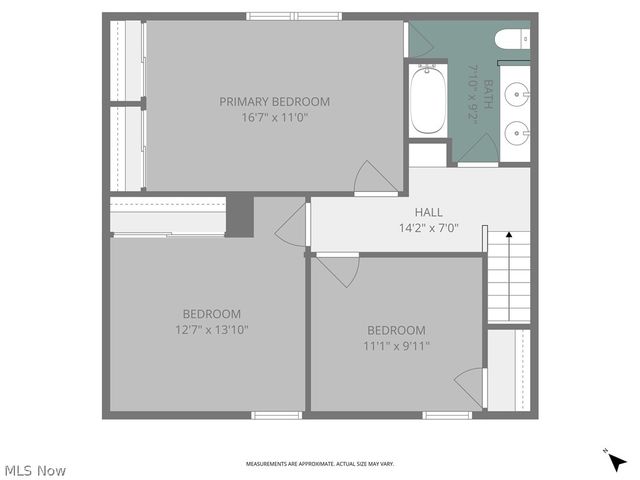 3845 Oakridge Drive NE, Louisville, OH 44641