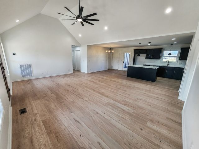 160 Wiseman Ln, Winchester, TN 37398