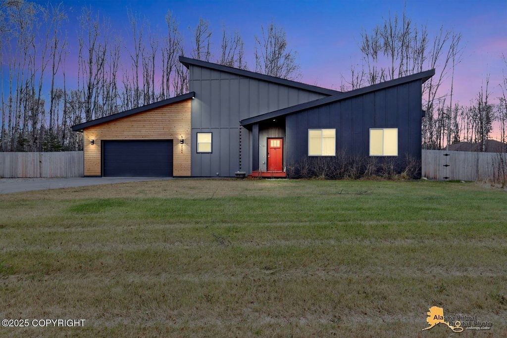 8544 E Dancing Lights Drive, Palmer, AK 99645