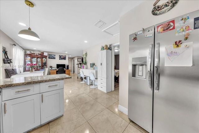 7819 SW 9th Street, North Lauderdale, FL 33068