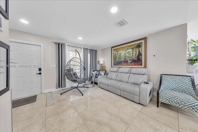 7819 SW 9th Street, North Lauderdale, FL 33068