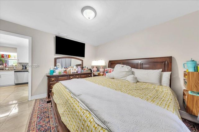 7819 SW 9th Street, North Lauderdale, FL 33068