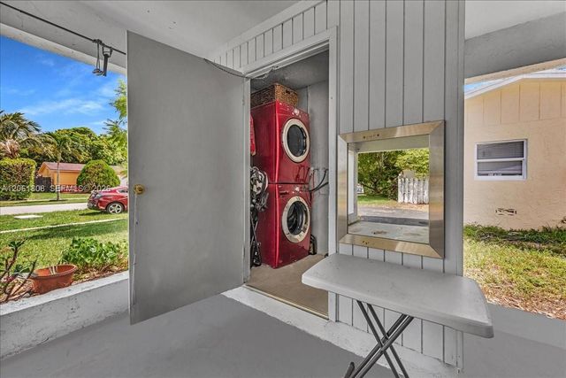 7819 SW 9th Street, North Lauderdale, FL 33068