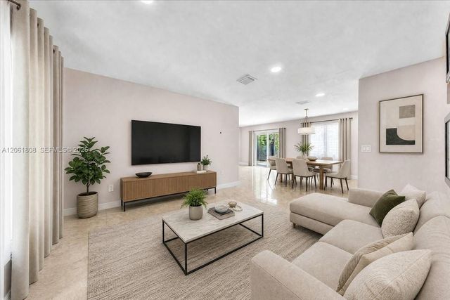 7819 SW 9th Street, North Lauderdale, FL 33068