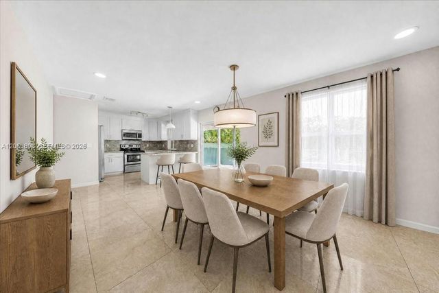 7819 SW 9th Street, North Lauderdale, FL 33068