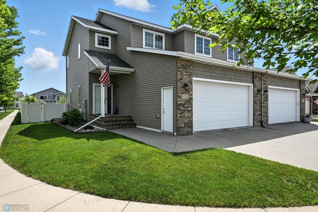 4742 Clock Tower Lane S, Fargo, ND 58104