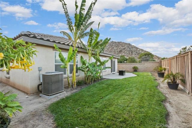 719 Amherst, San Jacinto, CA 92582