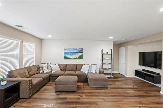 719 Amherst, San Jacinto, CA 92582
