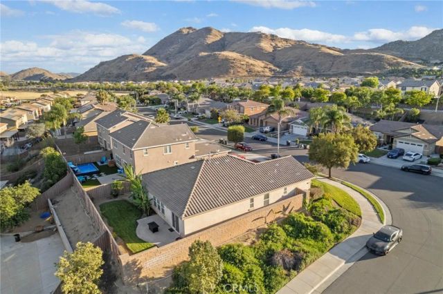 719 Amherst, San Jacinto, CA 92582