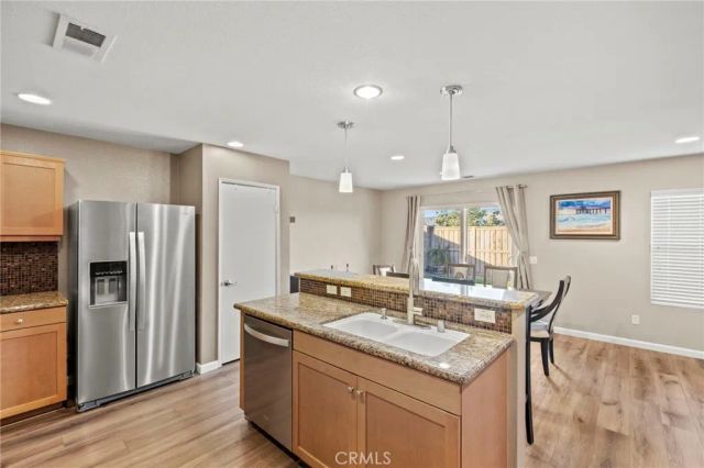 719 Amherst, San Jacinto, CA 92582