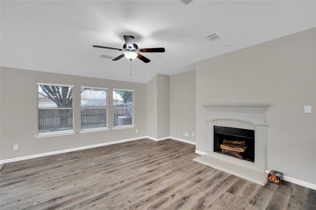 2135 Fair Weather Drive, Lancaster, TX 75146